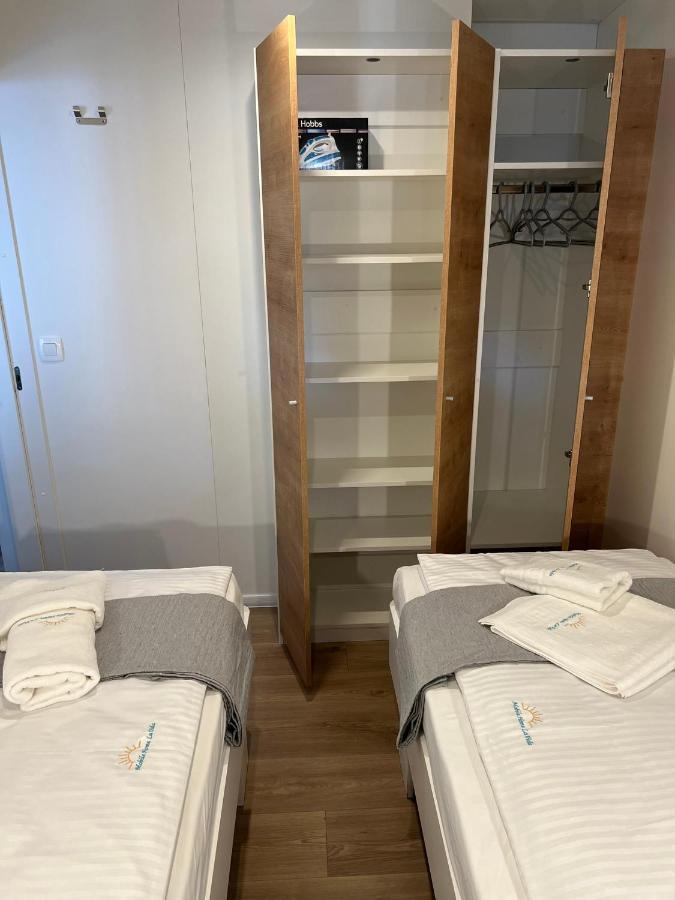 Mobile Home La Vida Biograd Na Moru Extérieur photo