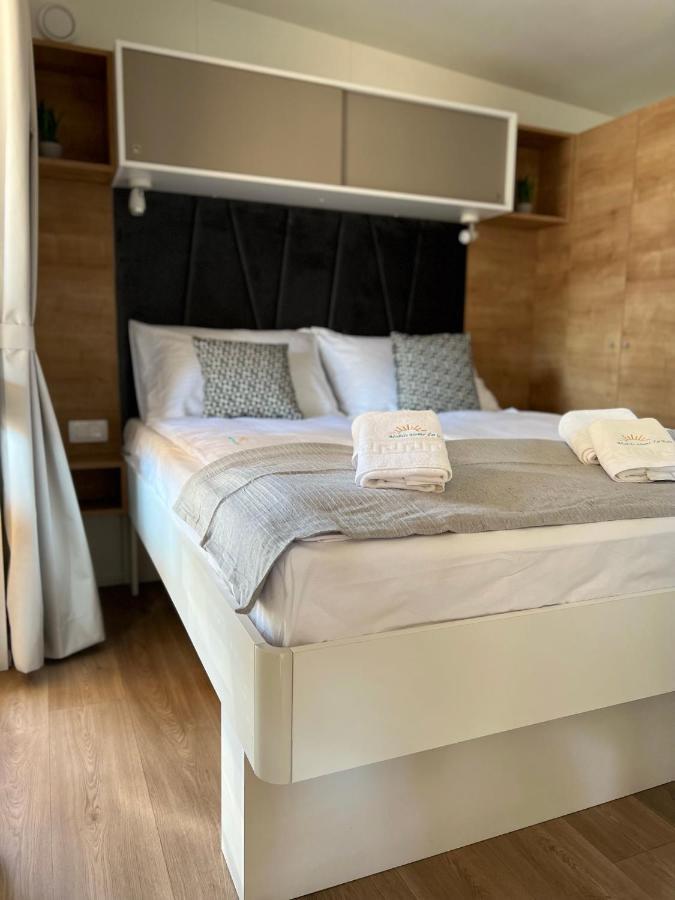 Mobile Home La Vida Biograd Na Moru Extérieur photo