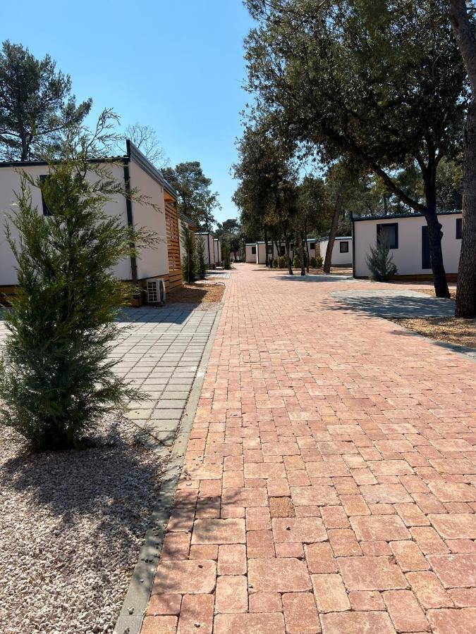 Mobile Home La Vida Biograd Na Moru Extérieur photo